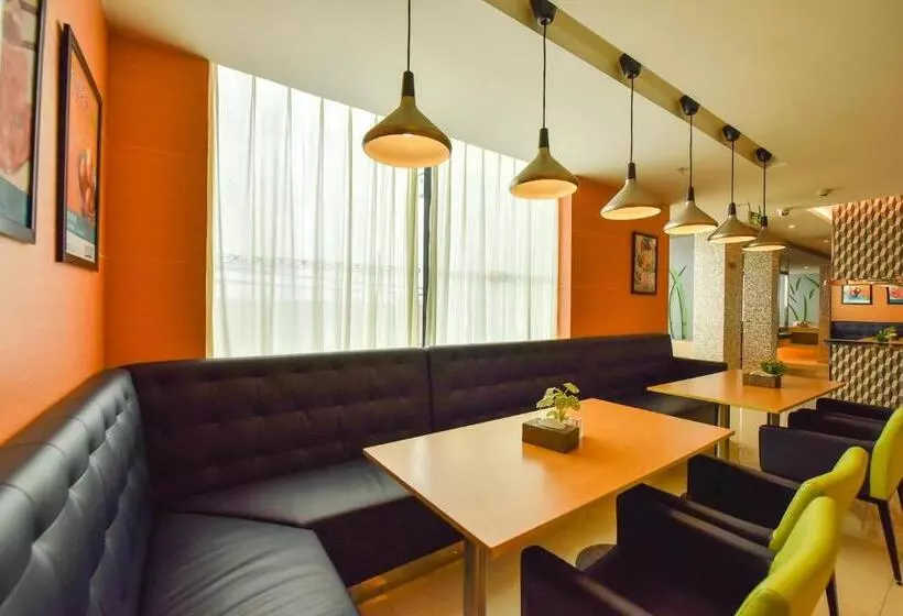 Hotelli Jinjiang Inn Haikou Binhai Avenue Qilou Old Street
