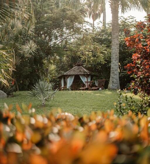 هتل Residence Au 'ti Sucrier