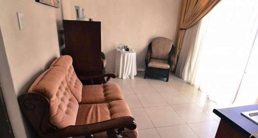 Lekoa Bed And Breakfast