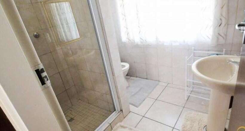 Lekoa Bed And Breakfast