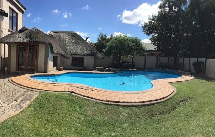 Lekoa Bed And Breakfast