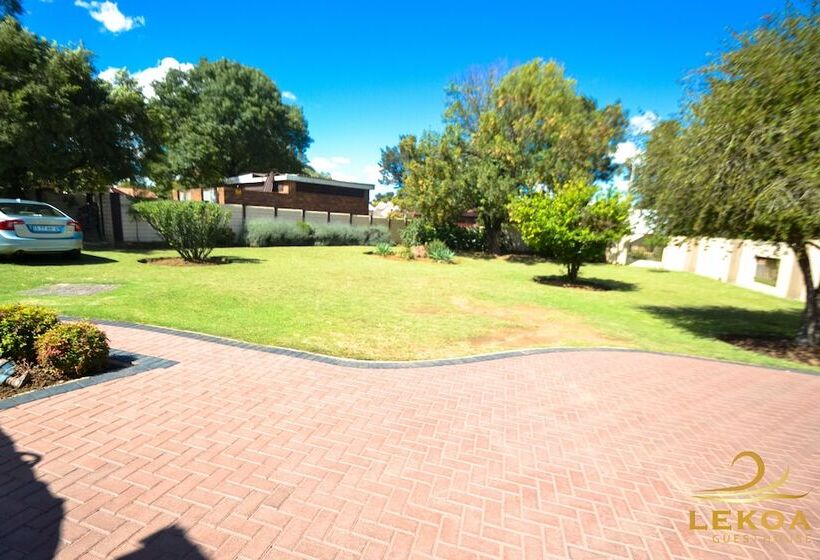 Lekoa Bed And Breakfast