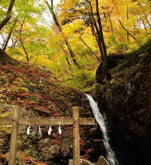旅館 Okutamaji