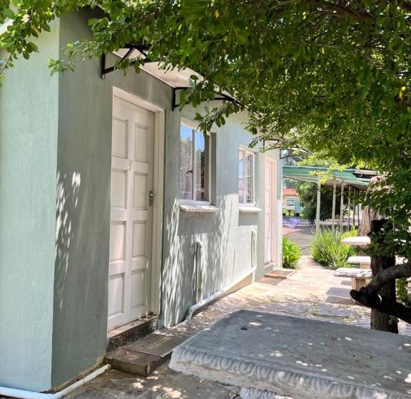 Bed and Breakfast Khaya4u Guesthouse