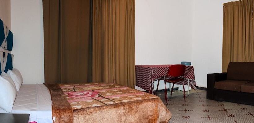 تختخواب و صبحانه Le K