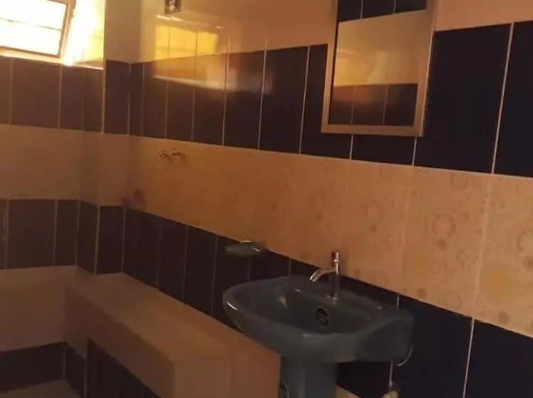 هتل Cilos Hostal Hostel