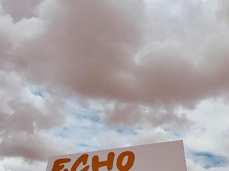 هتل Echo Lodge