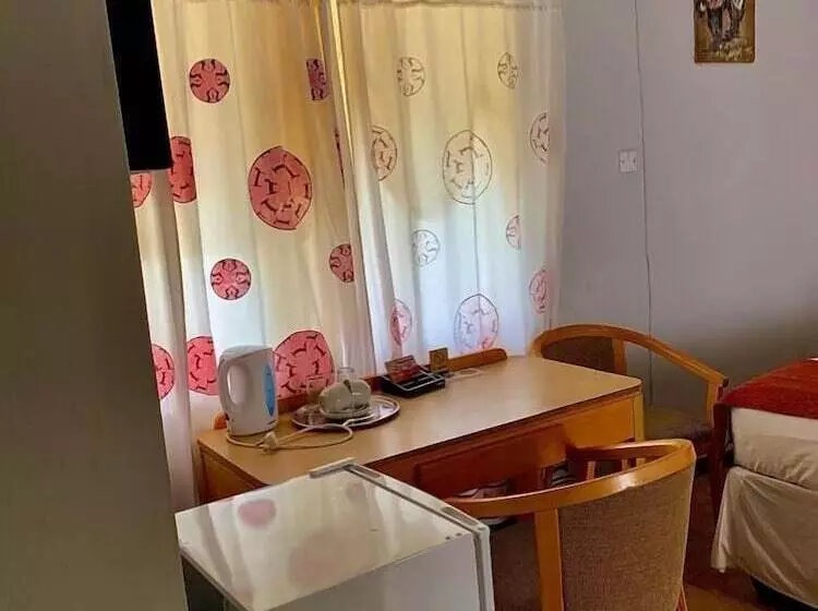 هتل Echo Lodge