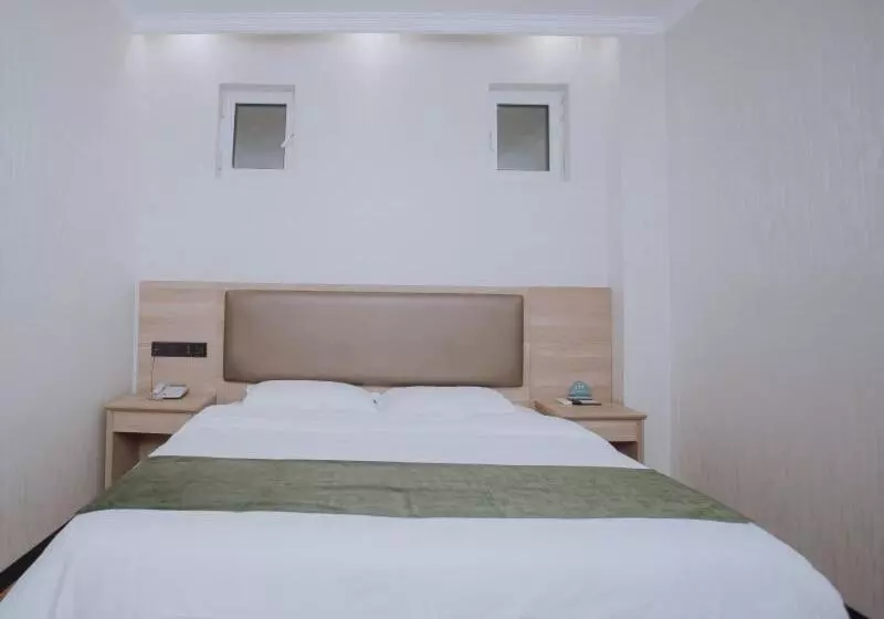 Hotelli Greentree Inn Jiangsu Huaian North Chengde Road East Beijing Road Express
