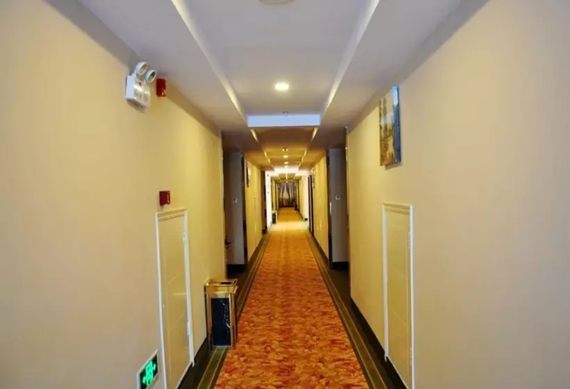 Hotelli Greentree Inn Huaian Bus Terminal Huaihai Northroad