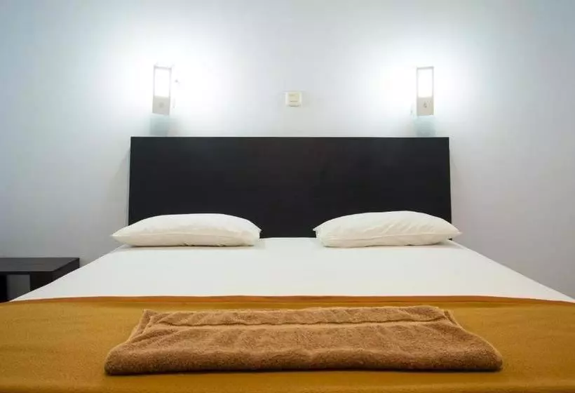 Hotelli Ledetadu