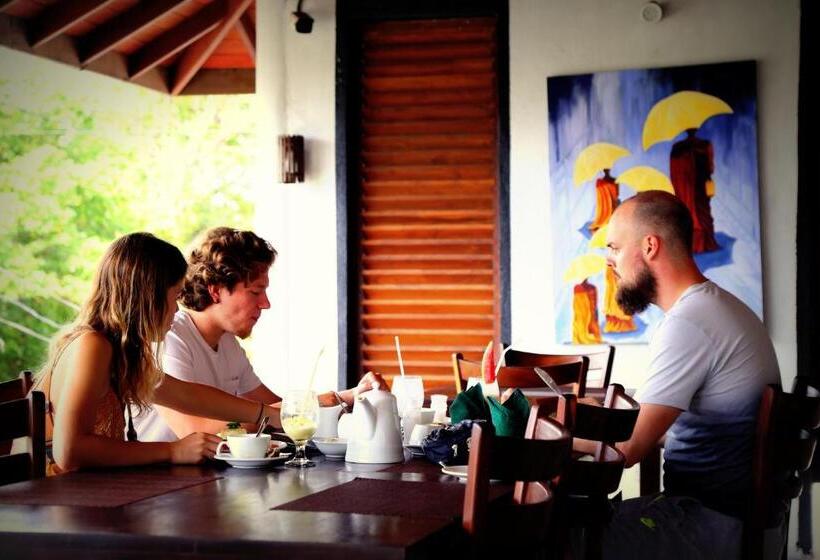 酒店 Moonstone Villas