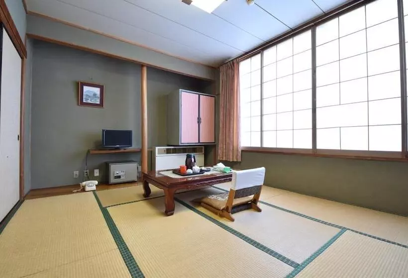 Hotelli New Umeya
