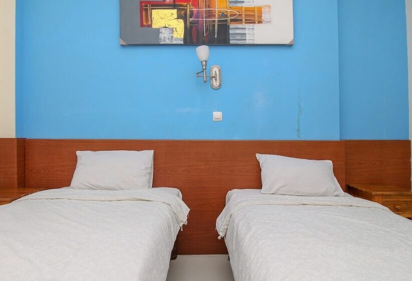 هتل Vala Malioboro Yogyakarta