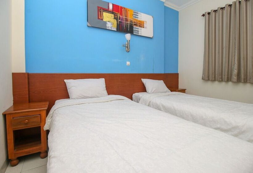 هتل Vala Malioboro Yogyakarta