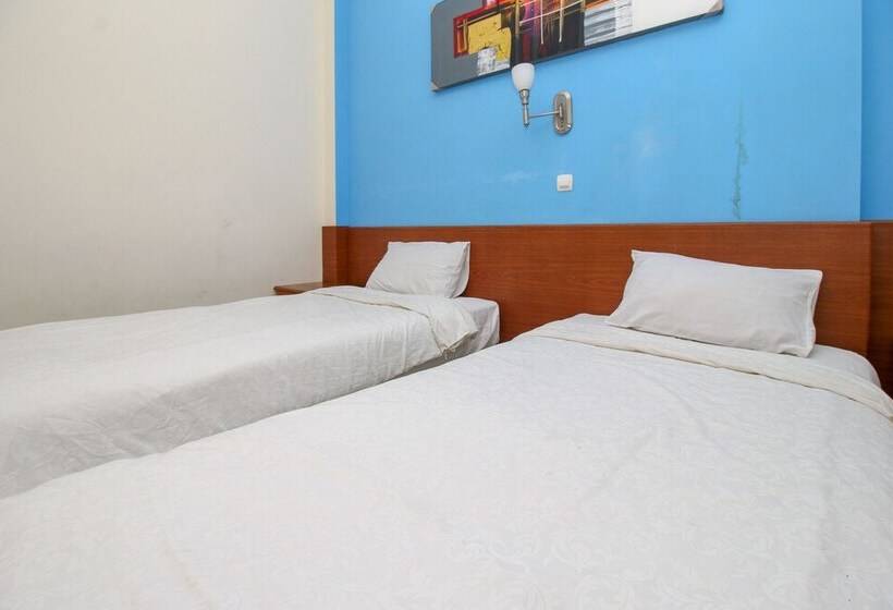 هتل Vala Malioboro Yogyakarta