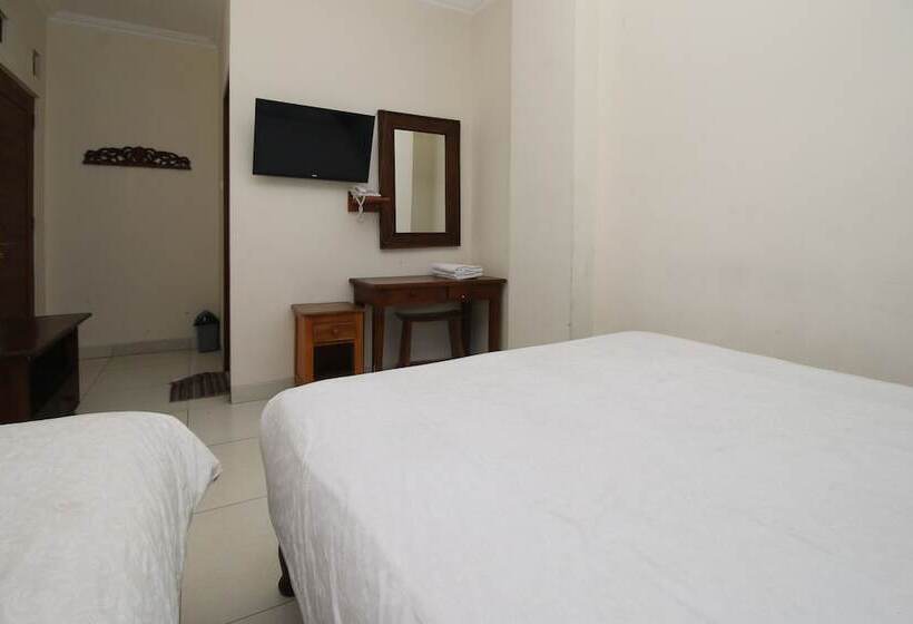 هتل Vala Malioboro Yogyakarta