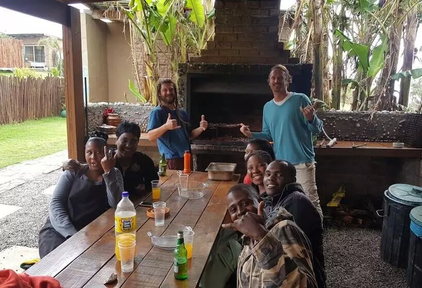هاستل The Wild Farm Backpackers