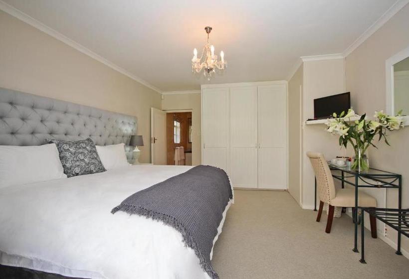 민박 Beluga Of Constantia Guest House