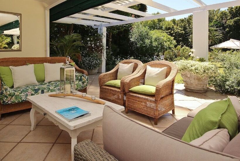 민박 Beluga Of Constantia Guest House