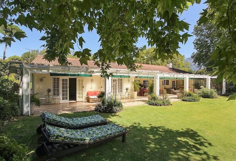 민박 Beluga Of Constantia Guest House