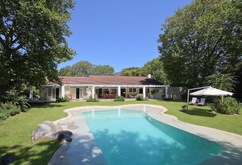 민박 Beluga Of Constantia Guest House