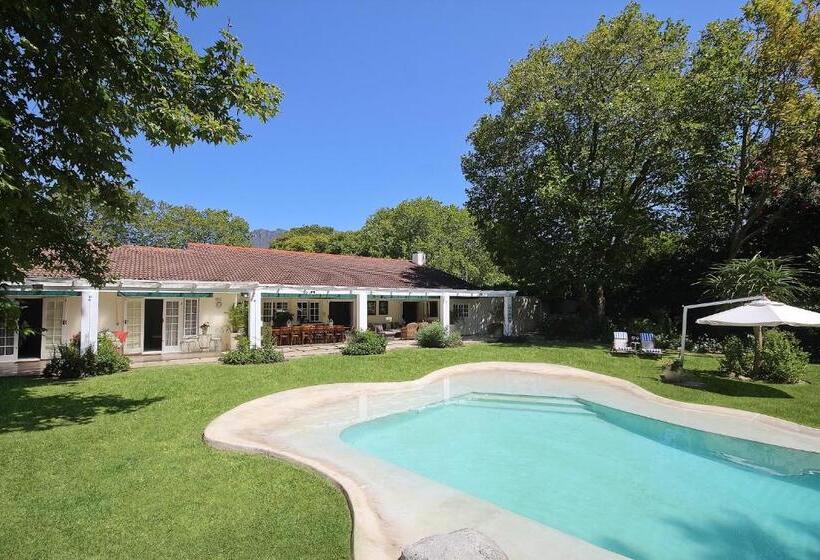 민박 Beluga Of Constantia Guest House