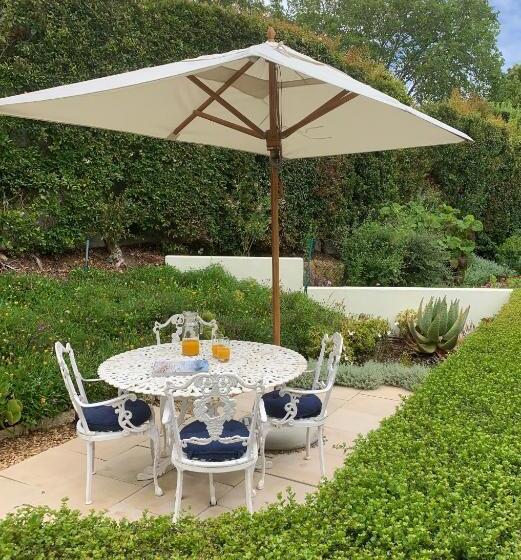 민박 Beluga Of Constantia Guest House