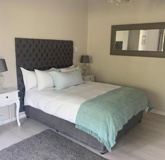 민박 Beluga Of Constantia Guest House