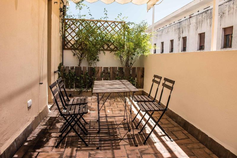 Black Swan Hostel Sevilla