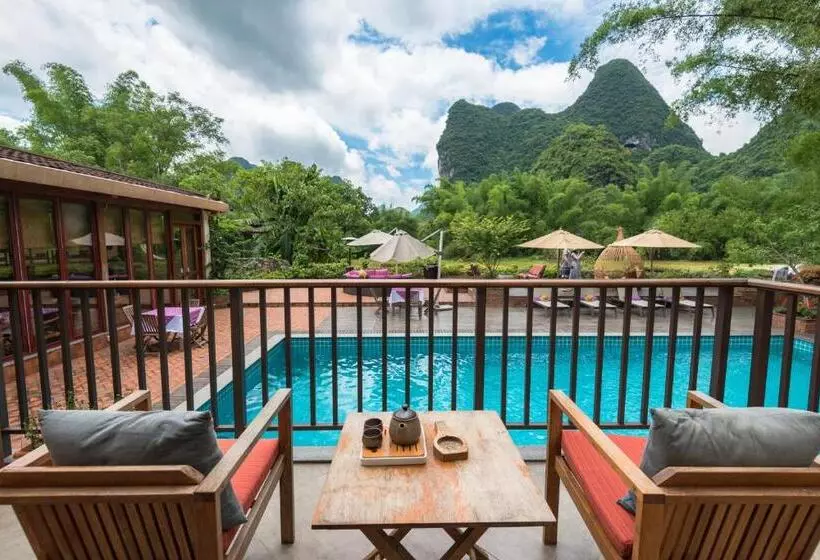 ホテル The Apsara Lodge