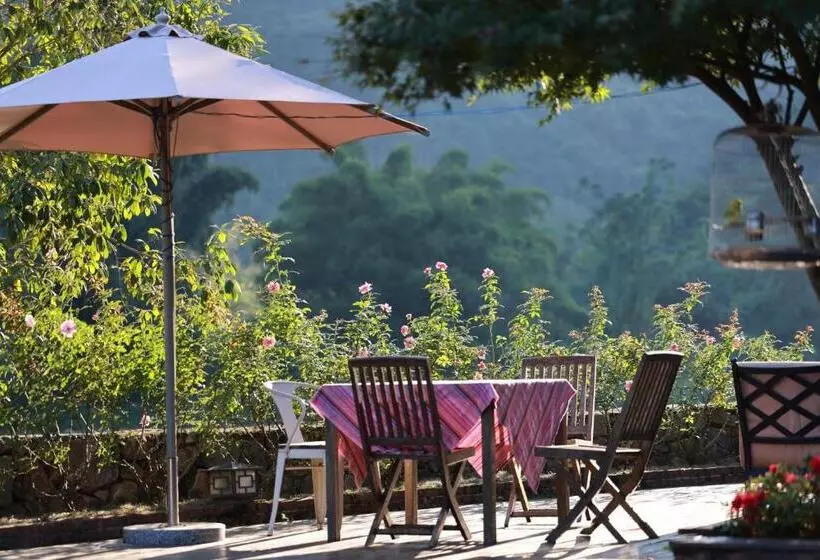 ホテル The Apsara Lodge