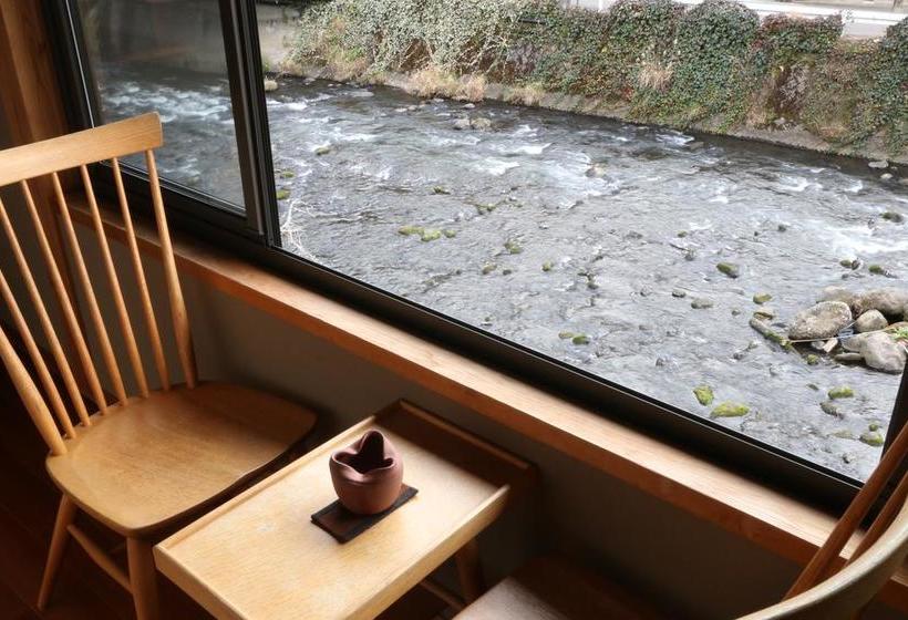 Marucho Ryokan