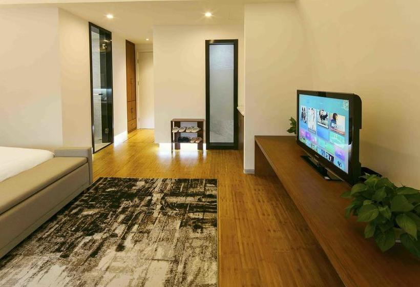 منتجع Planet Zero Retreat