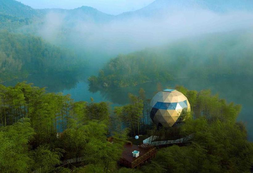 منتجع Planet Zero Retreat