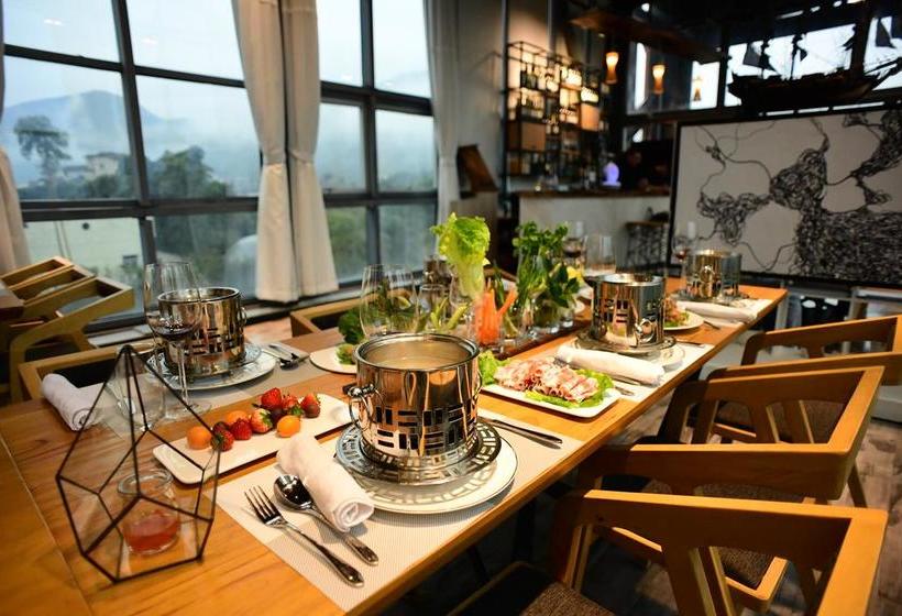 منتجع Planet Zero Retreat