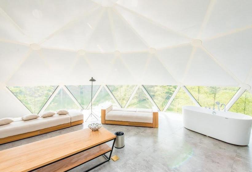 منتجع Planet Zero Retreat