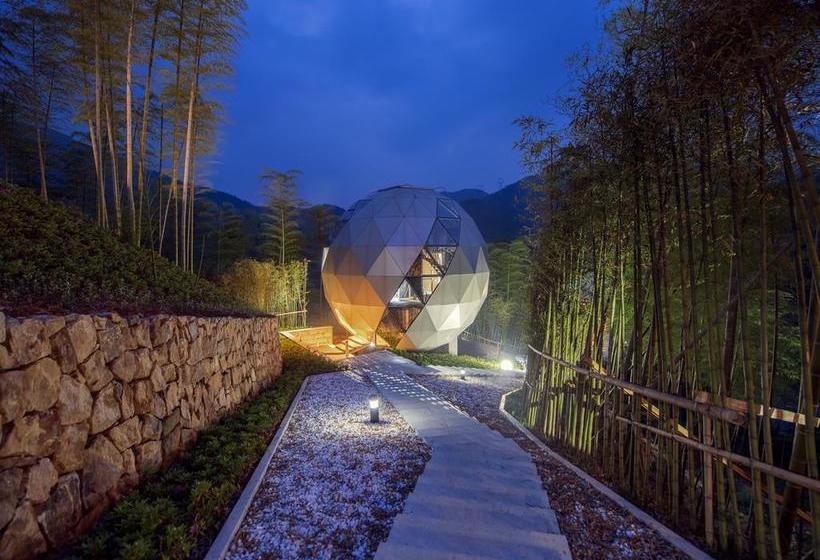 منتجع Planet Zero Retreat