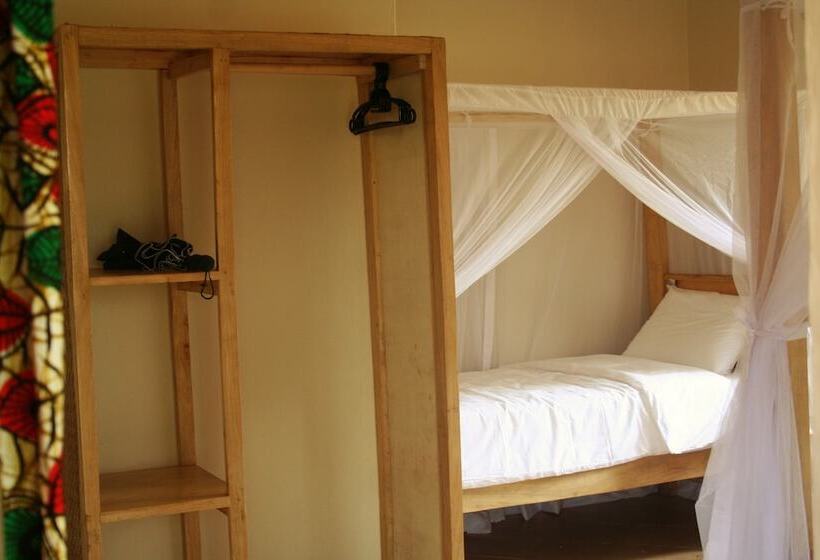 تختخواب و صبحانه Bromelia Guesthouse