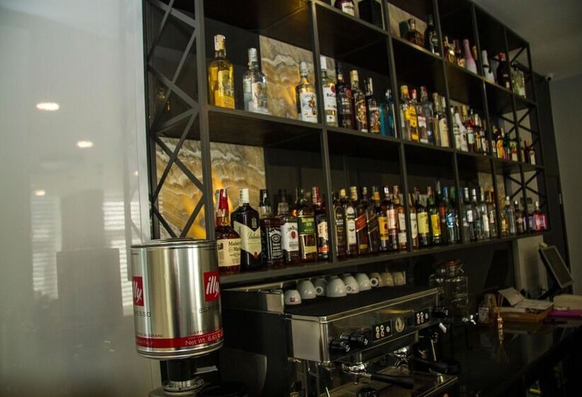 ホテル Best Western Plus Premium Inn