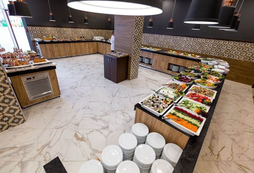 ホテル Best Western Plus Premium Inn