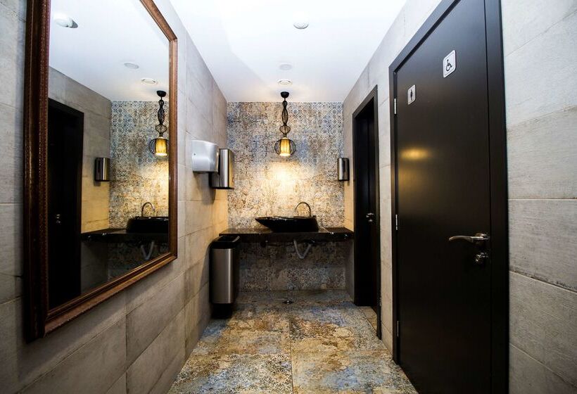 ホテル Best Western Plus Premium Inn