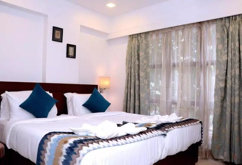 Hotelli Comfort Inn Emerald