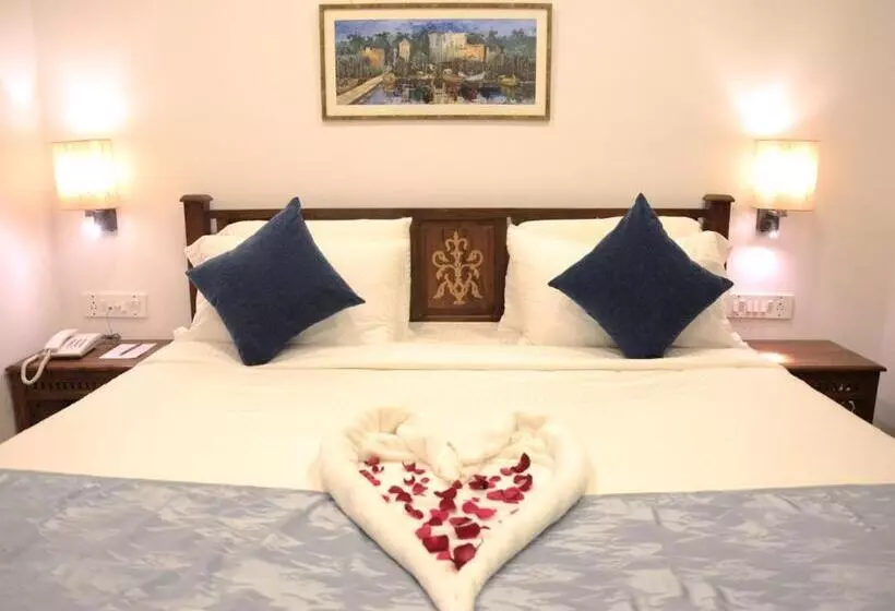 Hotelli Comfort Inn Emerald