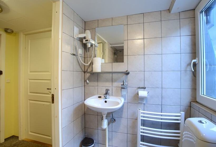 בית מלון כפרי Ebsens