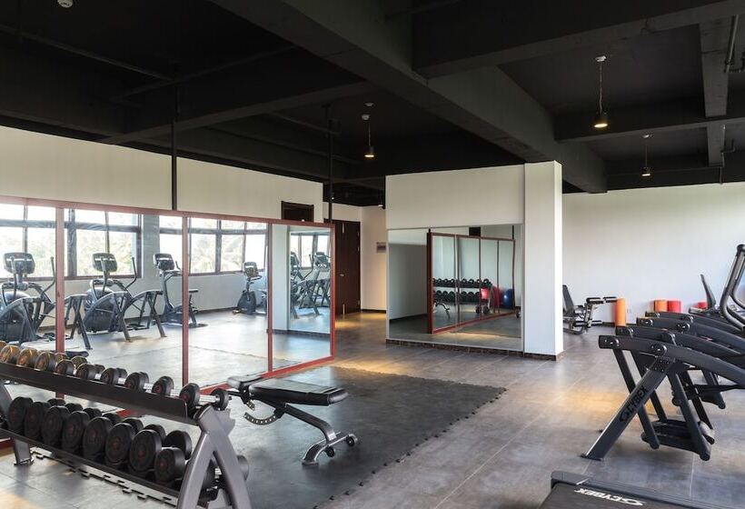 Отель Jie Jie Beach