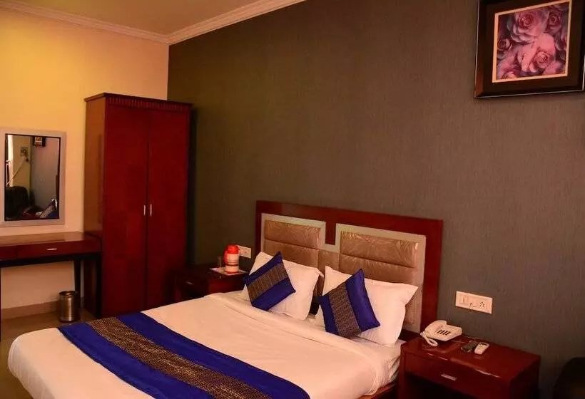 Hotelli Orient Palace