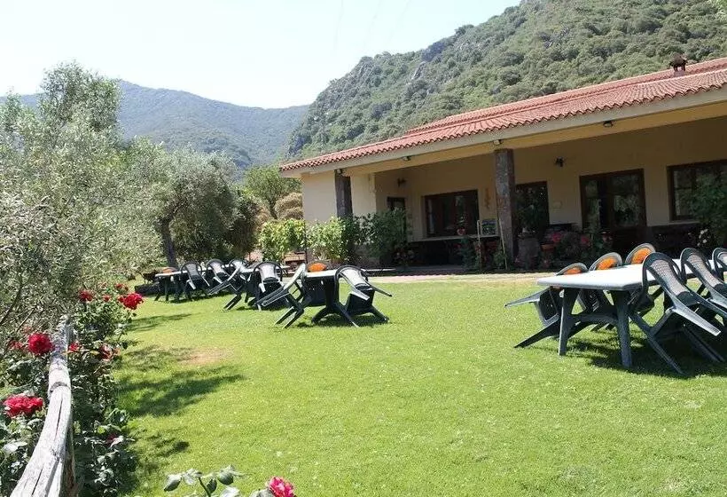 Hotelli Ostello Su Mannau