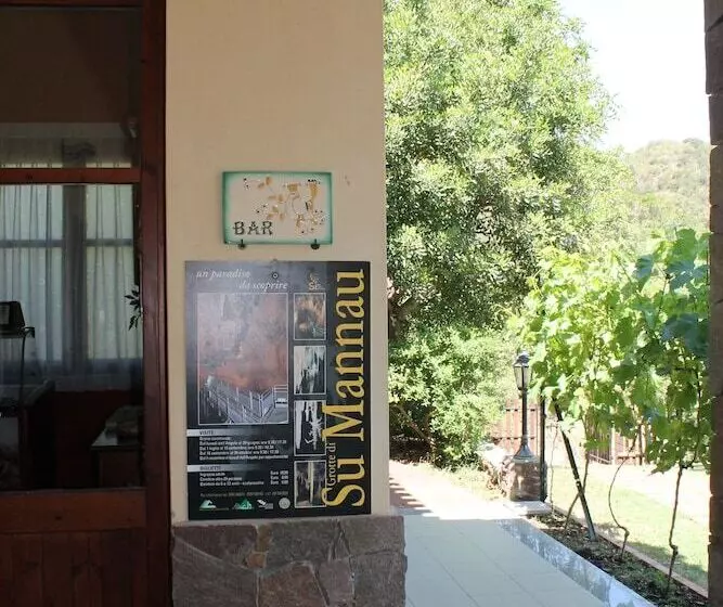 Hotelli Ostello Su Mannau