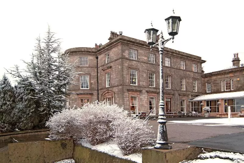 Shaw Hill Hotel Golf And Country Club
